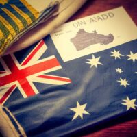 How to obtain permanent residency in Australia, including the required documents and reasons for potential rejection. It also highlights Australia as a desirable destination for immigration due to its high development and relative ease of obtaining permanent residency in Australia.